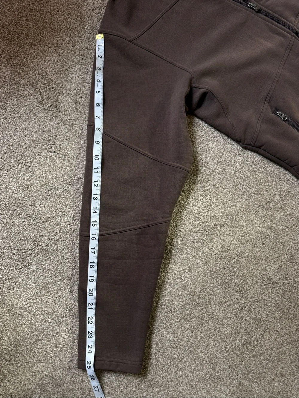 Under Armour Men’s Large Brown Full Zip Performance Jacket